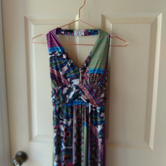 Halter top multi colour maxi dress - Picture 2 of 4